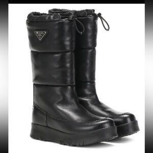 Prada Padded Moon Boots in Black Calfskin Leather size 39 like new